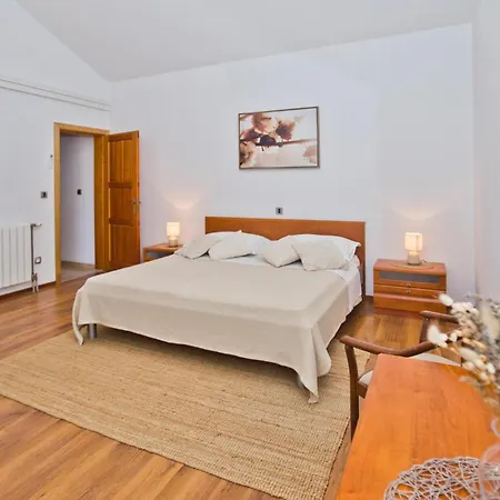 Awesome In With Kitchen
